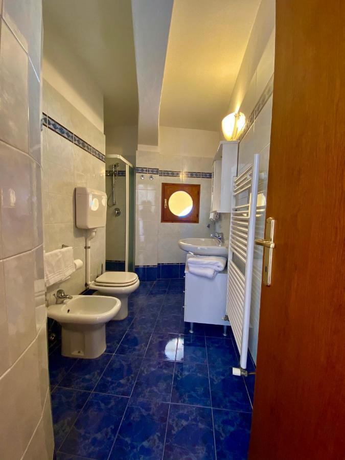 Camere Al Veliero Gardone Riviera Ngoại thất bức ảnh